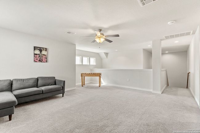 5603 Chestnut Xing, House other with 5 bedrooms, 3 bathrooms and null parking in San Antonio TX | Image 21
