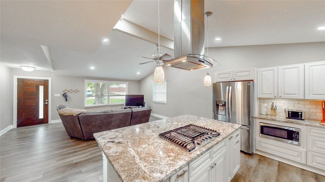 2305 Briarwood Ln, House other with 4 bedrooms, 3 bathrooms and null parking in Carrollton TX | Image 11