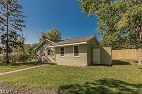 14867 Beechwood Dr, Newbury, OH, 44065-9523 | Card Image