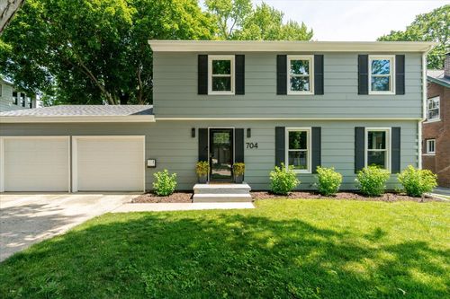 704 S Fell Ave, Normal, IL, 61761-3631 | Card Image