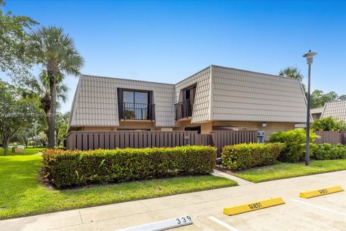 6001 60th Way, West Palm Beach, FL, 33409-7133 | Card Image