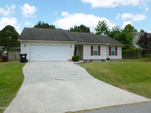 302 Carlisle Ct, Jacksonville, NC, 28540-3025 | Card Image
