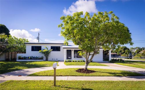 11970 Sw 188th Ter, Miami, FL, 33177-3259 | Card Image