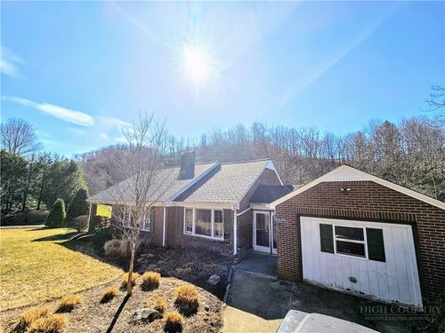 270 Wade E Vannoy Dr, West Jefferson, NC, 28684 | Card Image