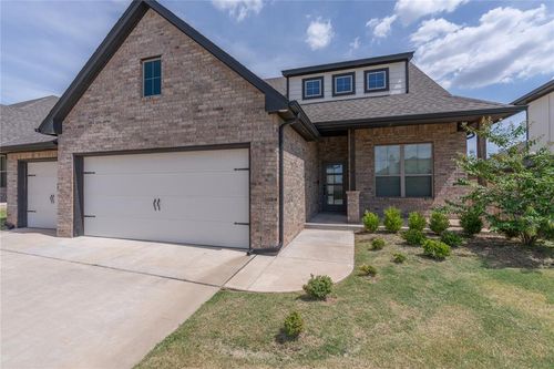 19108 Grove Parkway, Edmond, OK, 73012 | Card Image