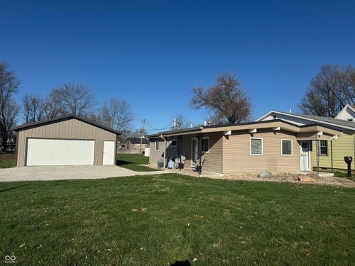 825 N George St, Rushville, IN, 46173-1450 | Card Image