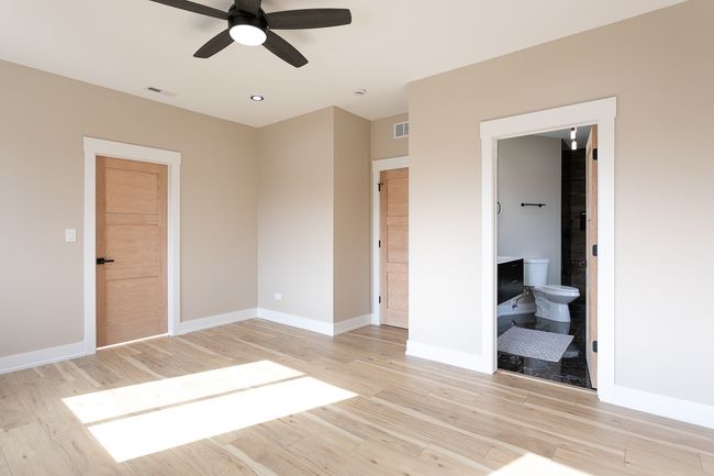 10932 S Nagle Ave, House other with 4 bedrooms, 4 bathrooms and 2 parking in Worth IL | Image 31