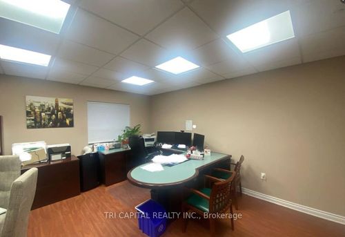 105-470 Dundas St, London, ON, N6B1W3 | Card Image