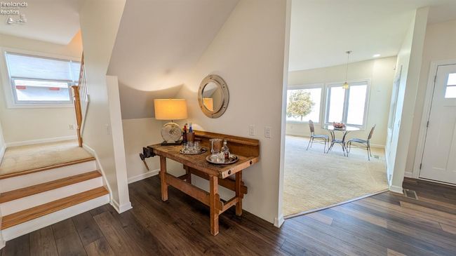 4376 E Cliff Rd, House other with 3 bedrooms, 3 bathrooms and 3 parking in Port Clinton OH | Image 16