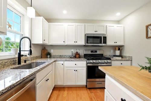 unit-c-23C Sera Dr, Nottingham, NH, 03290-5915 | Card Image