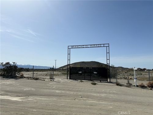 18952 Silver Rock Rd, Adelanto, CA, 92301 | Card Image