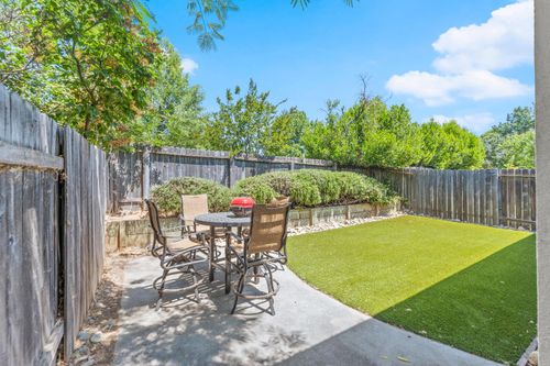 2022 Zinfandel Dr, Rancho Cordova, CA, 95670-4274 | Card Image