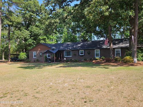 301 Fork Lake Dr, Clinton, NC, 28328-0691 | Card Image