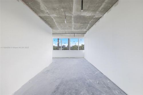 N N Dixie Hwy, Hallandale, FL, 33009 | Card Image