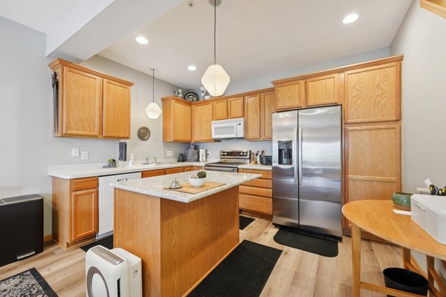 Kitchen | Image 8