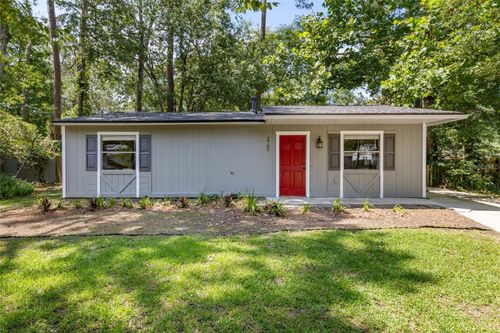 2705 47th Pl, GAINESVILLE, FL, 32605-1217 | Card Image