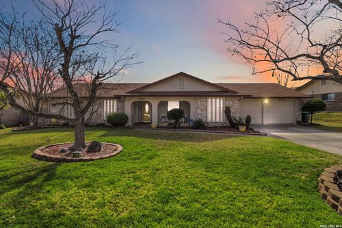 8314 Delphian Dr, Universal City, TX, 78148-2518 | Card Image