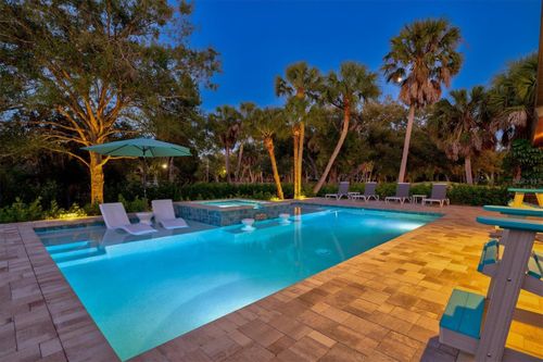 2641 Hyde Park St, Sarasota, FL, 34239-3125 | Card Image