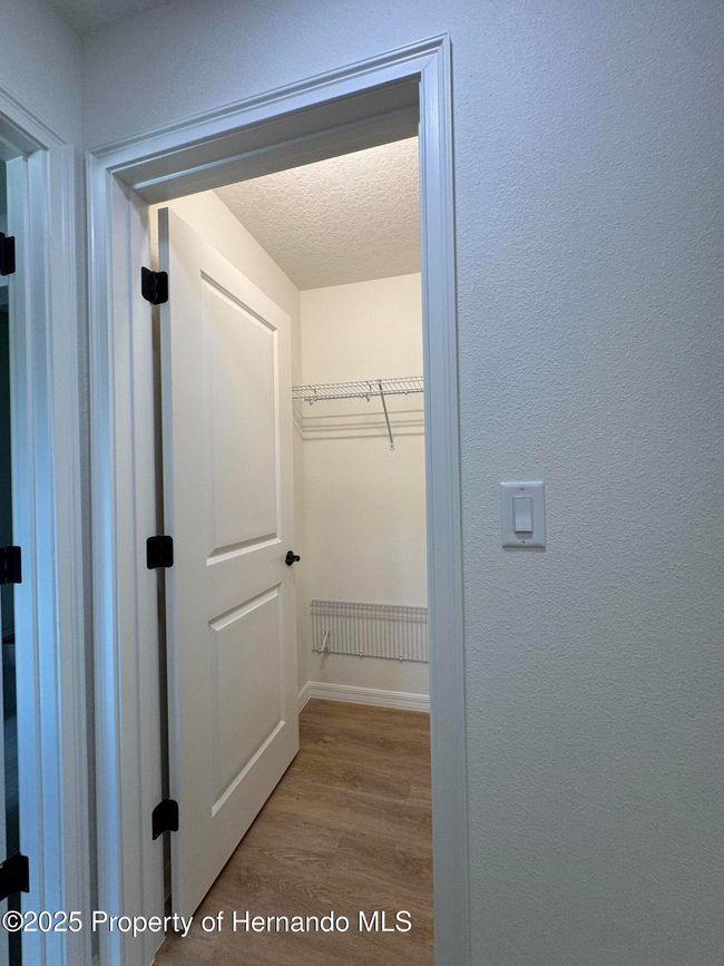 13050 Tinamou Ave, House other with 4 bedrooms, 2 bathrooms and null parking in WEEKI WACHEE FL | Image 12