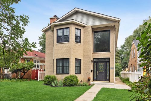 4412 W Bryn Mawr Ave, Chicago, IL, 60646-5944 | Card Image