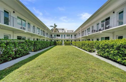 1-9200 E Bay Harbor Dr, Bay Harbor Islands, FL, 33154-2759 | Card Image