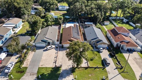 8712 Fountain Ave, Tampa, FL, 33615-2802 | Card Image