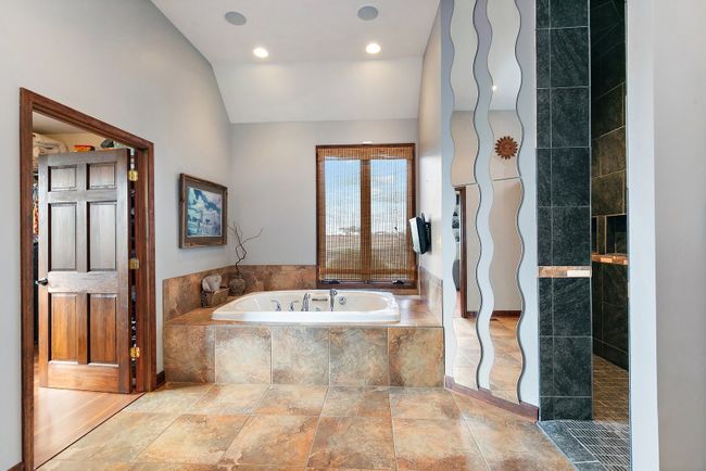 550 Maplewood Rd, House other with 6 bedrooms, 6 bathrooms and 3 parking in Somonauk IL | Image 27