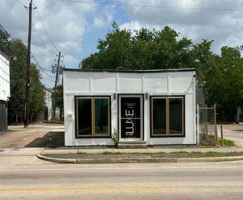 6319 Lyons Ave, Houston, TX, 77020-4914 | Card Image