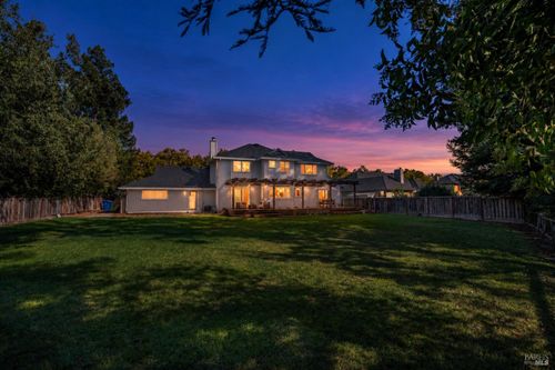 9323 Lakewood Dr Drive, Windsor, CA, 95492 | Card Image