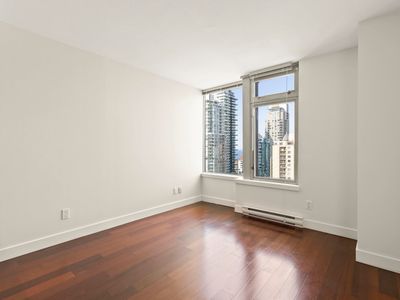 2204 - 1255 Seymour St, Condo with 1 bedrooms, 1 bathrooms and 1 parking in Vancouver BC | Image 3