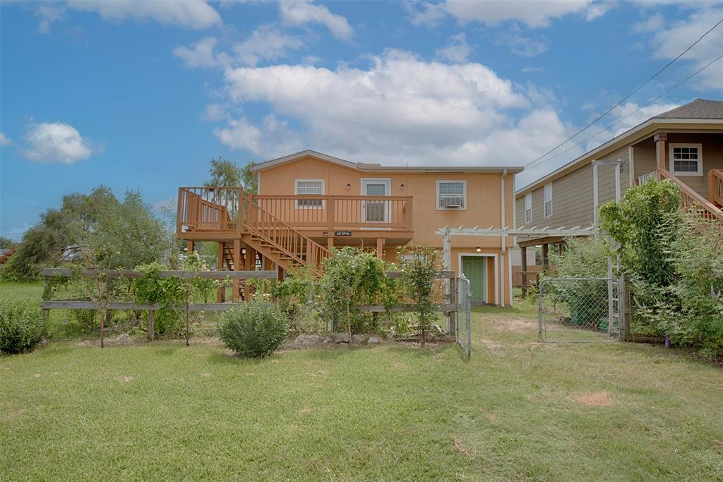 12th St, Dickinson, TX 77539
