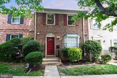 9222 Bailey Ln, FAIRFAX, VA, 22031-1904 | Card Image
