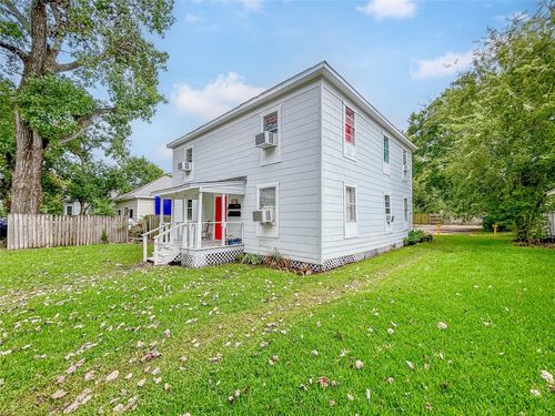 315 8th Ave N, Texas City, TX, 77590-7760 | Card Image