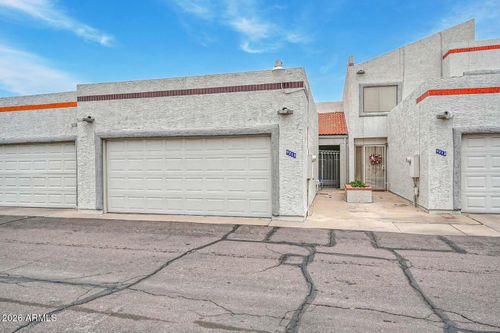 9219 N 47th Dr, Glendale, AZ, 85302-3611 | Card Image