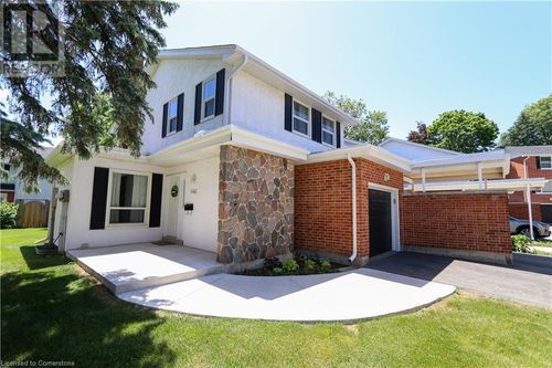 1-423 Keats Way, Waterloo, ON, N2L5S7 | Card Image