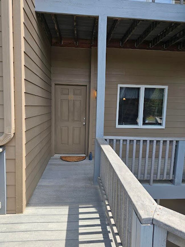 Ground level entrance | Image 8