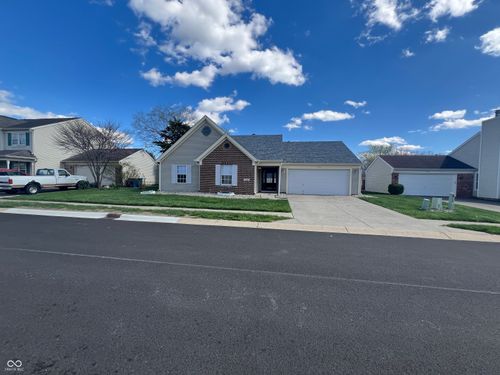 11205 Founders Pl, Fishers, IN, 46038-2962 | Card Image