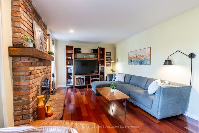 23 Meander Close, House other with 5 bedrooms, 3 bathrooms and 6 parking in Carlisle ON | Image 18
