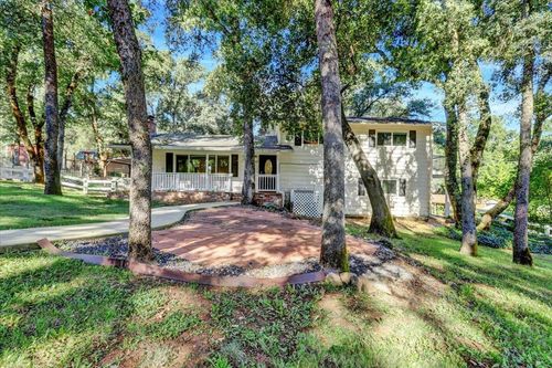 10820 Devonshire Cir, Penn Valley, CA, 95946-9628 | Card Image