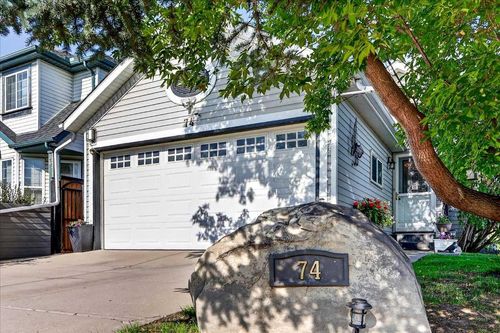 74 San Diego Manor Ne, Calgary, AB, T1Y7B6 | Card Image