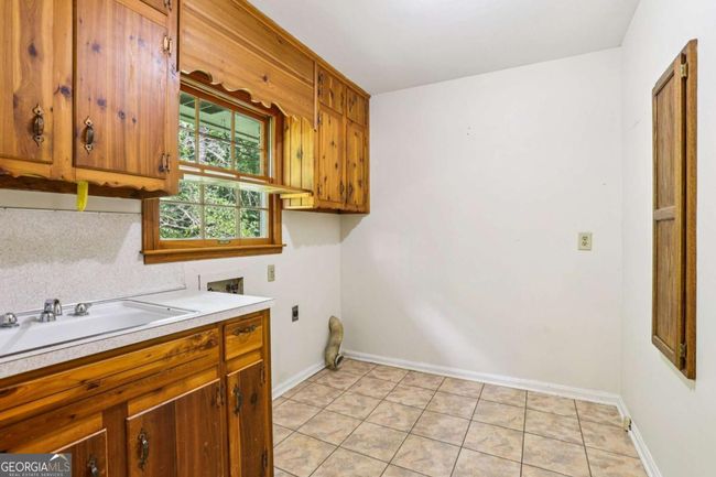 415 Haven Ln, House other with 5 bedrooms, 3 bathrooms and 2 parking in Marietta GA | Image 24