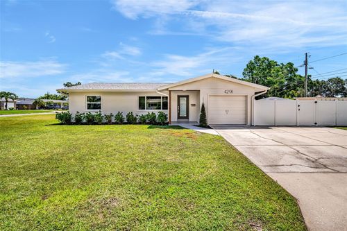 4291 Maple St Ne, ST PETERSBURG, FL, 33703-5141 | Card Image