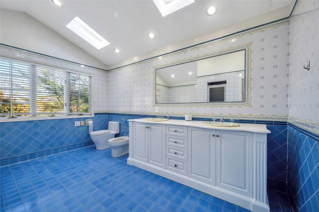 Primary bathroom | Image 12