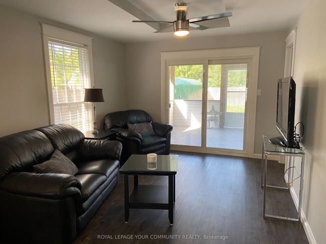 109 Maple Ave, House other with 2 bedrooms, 2 bathrooms and 6 parking in Sutton West ON | Image 21