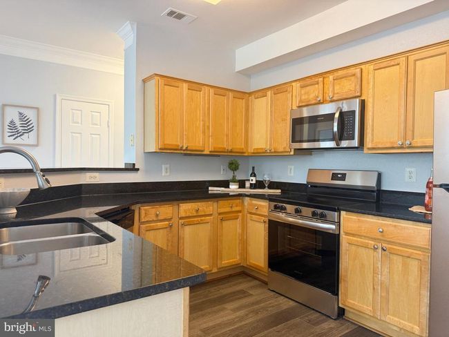 UNIT-9317 - 1530 Spring Gate Dr, Condo with 3 bedrooms, 2 bathrooms and null parking in MCLEAN VA | Image 8
