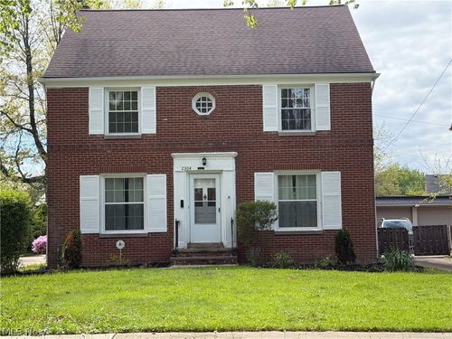 2304 Glendon Rd, University Heights, OH, 44118-3810 | Card Image