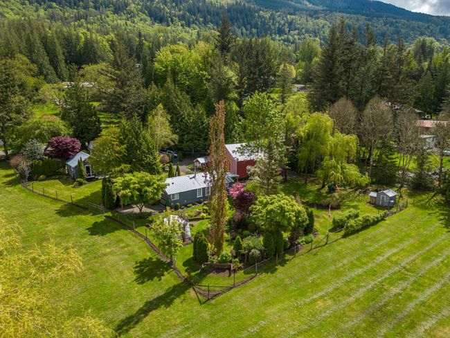 42045 Majuba Hill Road, House other with 2 bedrooms, 1 bathrooms and 6 parking in Yarrow BC | Image 5