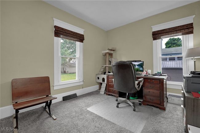 Office space on main level | Image 10