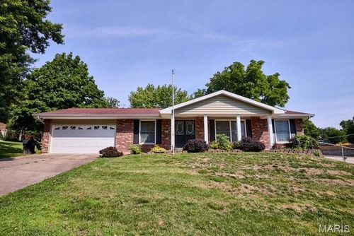 3001 Arrow Rock Drive, St Charles, MO, 63303 | Card Image