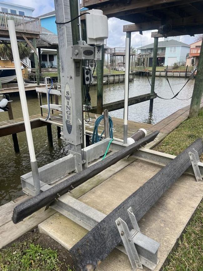 Jet Ski Lift | Image 34